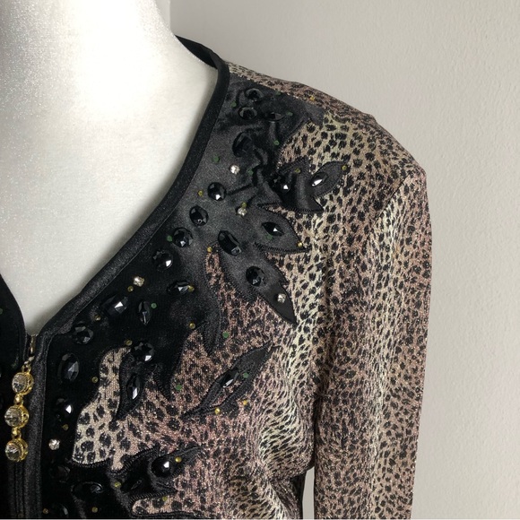 ESHA Design vintage beaded animal print 1/2 zip top. Sz Large - Picture 2 of 6
